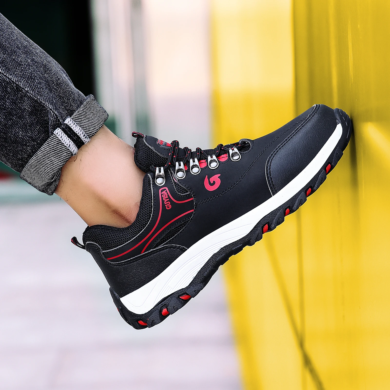 Противоударная обувь для мужчин профессиональная рабочая