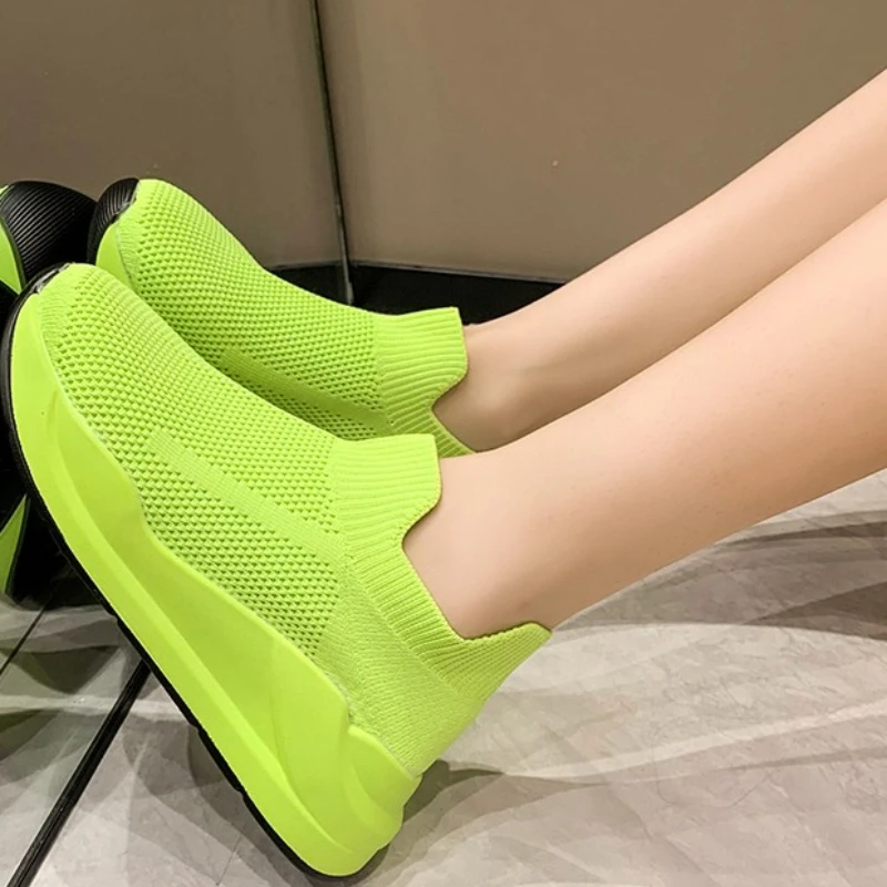 

Fashion Light Running Shoes of Women Shoes Breathable Hollow Women's Vulcanized Shoes 2022 Casual Slip-on Shoes Zapatillas Mujer