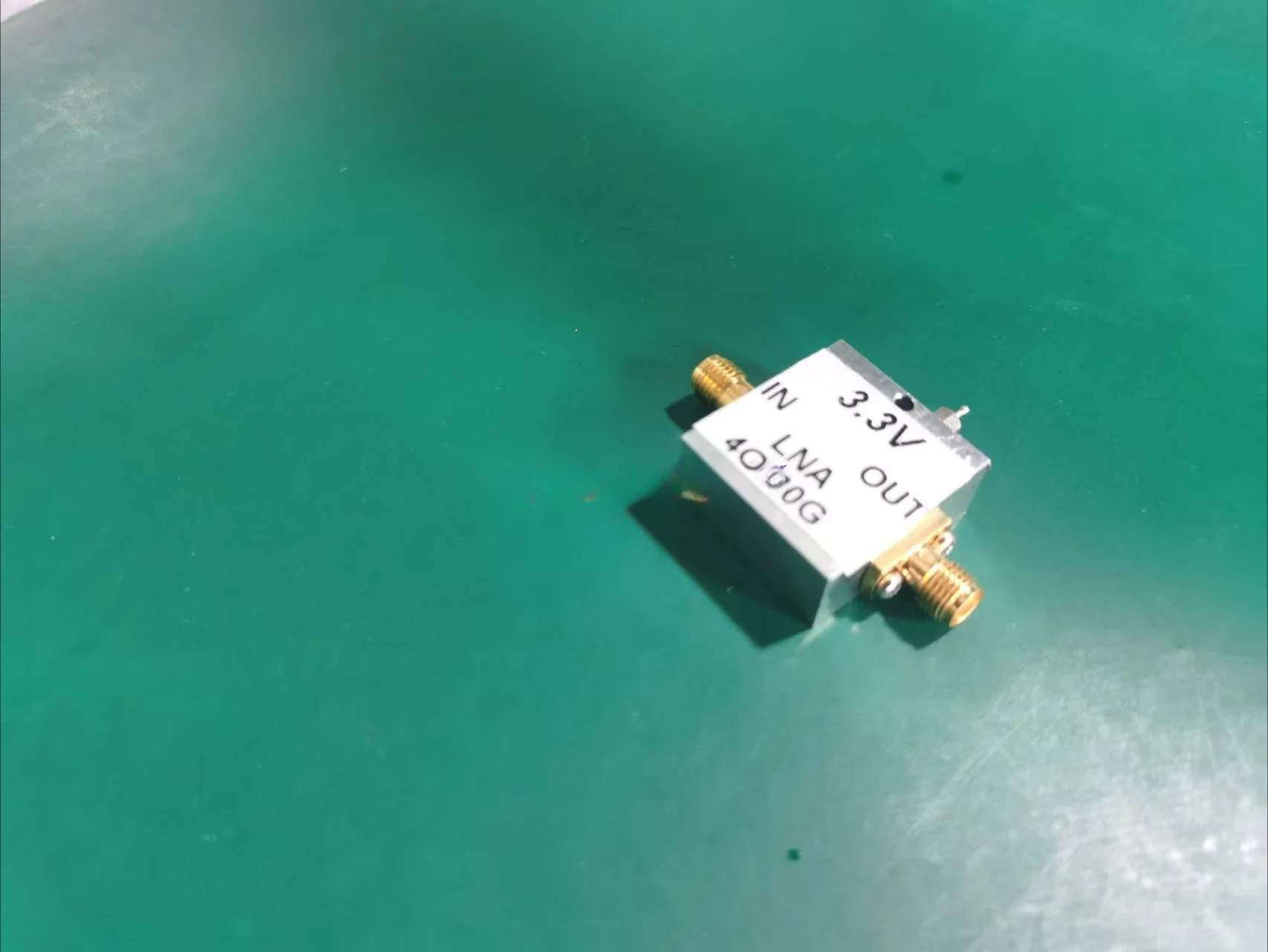 4G-20G Φ с высоким коэффициентом усиления LMX2820 G = 25 дБ Радиочастотный усилитель