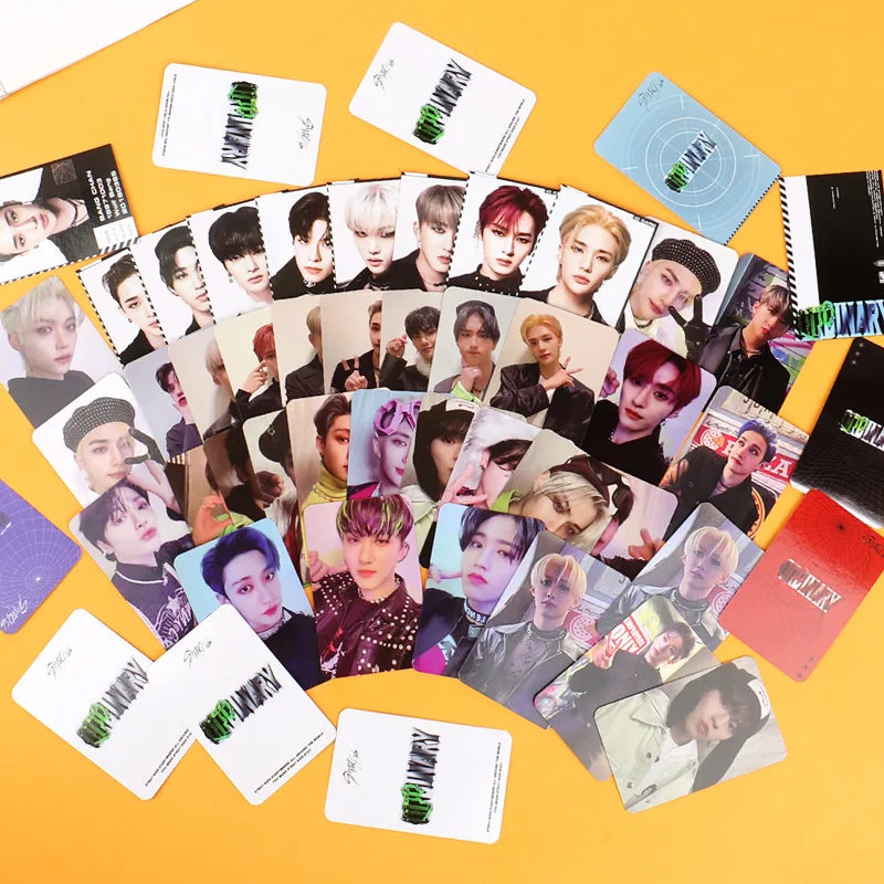 

8pcs KPOP Idols StrayKids ODDINARY Album Selfie Photocards Double-Sided LOMO Cards HyunJin Felix Stray Kids Fans Collections