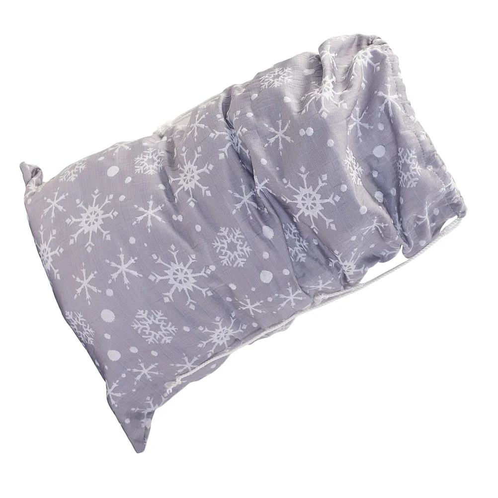 

Christmas Grey Background White Snowflake Candy Bags Drawstring Bag Knitted Fabric Pouch Gift Pack Party Favors