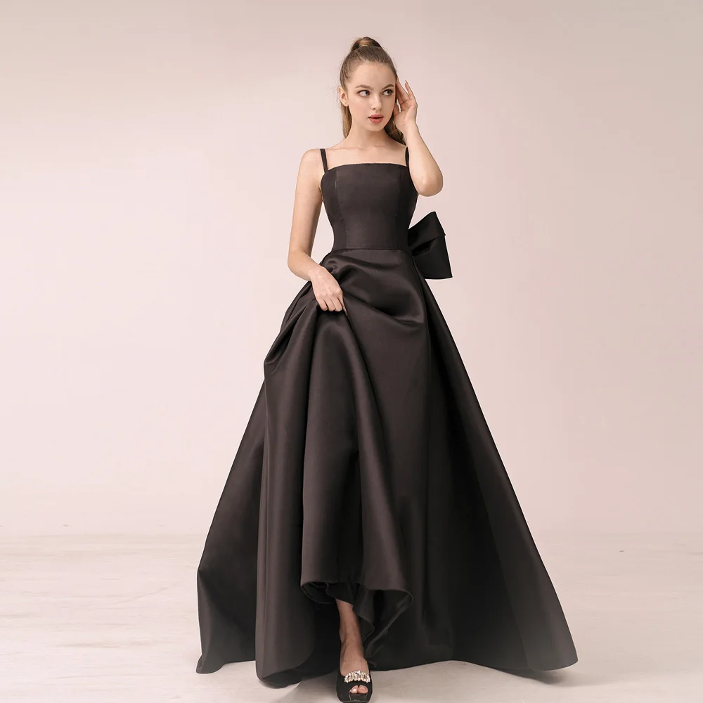 

Elegant Black Wedding Dresses Spaghetti Straps Bridal Gowns Bow Back Lace Up Floor-Length A-line Satin فساتين مناسبة حسب الطلب