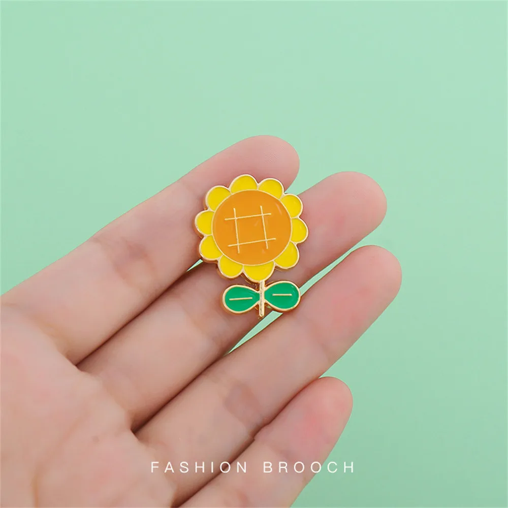 

Sunflower Jewelry Brooch summer Cute Japanese badge couple medal decorative bag accessory pin men and women