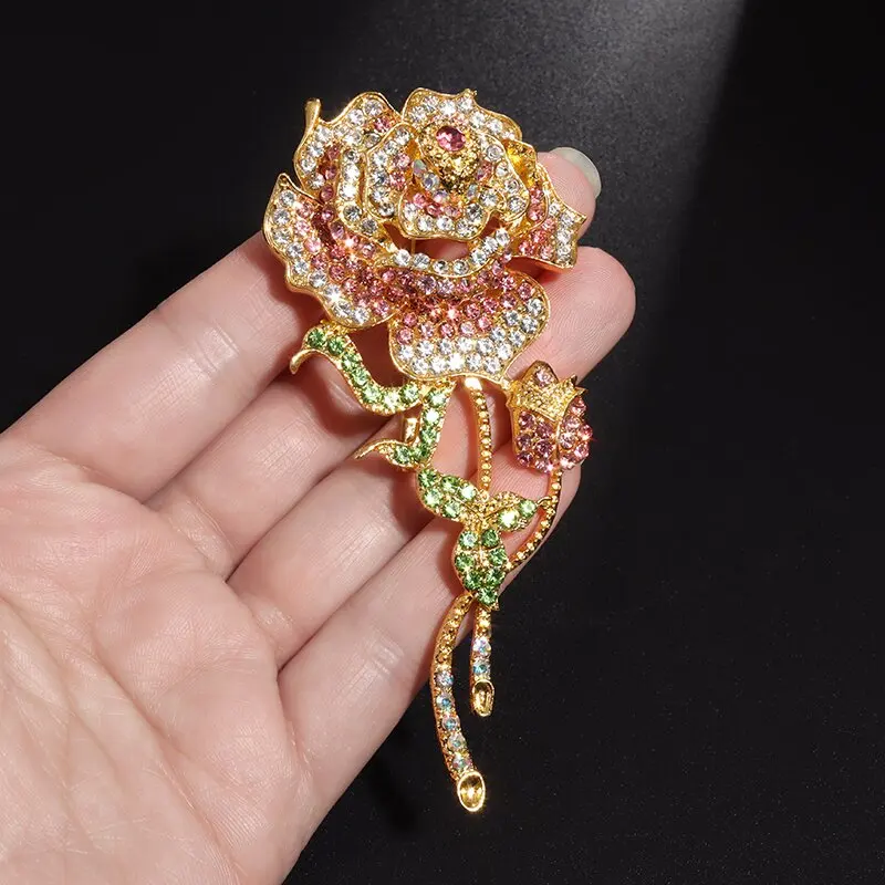 

Large Pink Rose Brooch Women Wedding Jewelry Embellished Rhinestone Bandana Dress Accessories Dinner Party Costume Pins