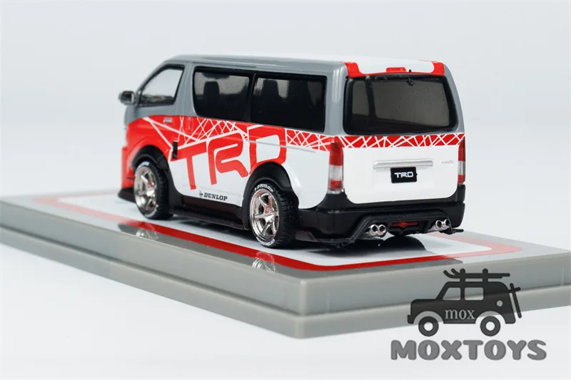 Модель автомобиля Tarmac Works 1:64 Hiace Widebody Red литая под давлением