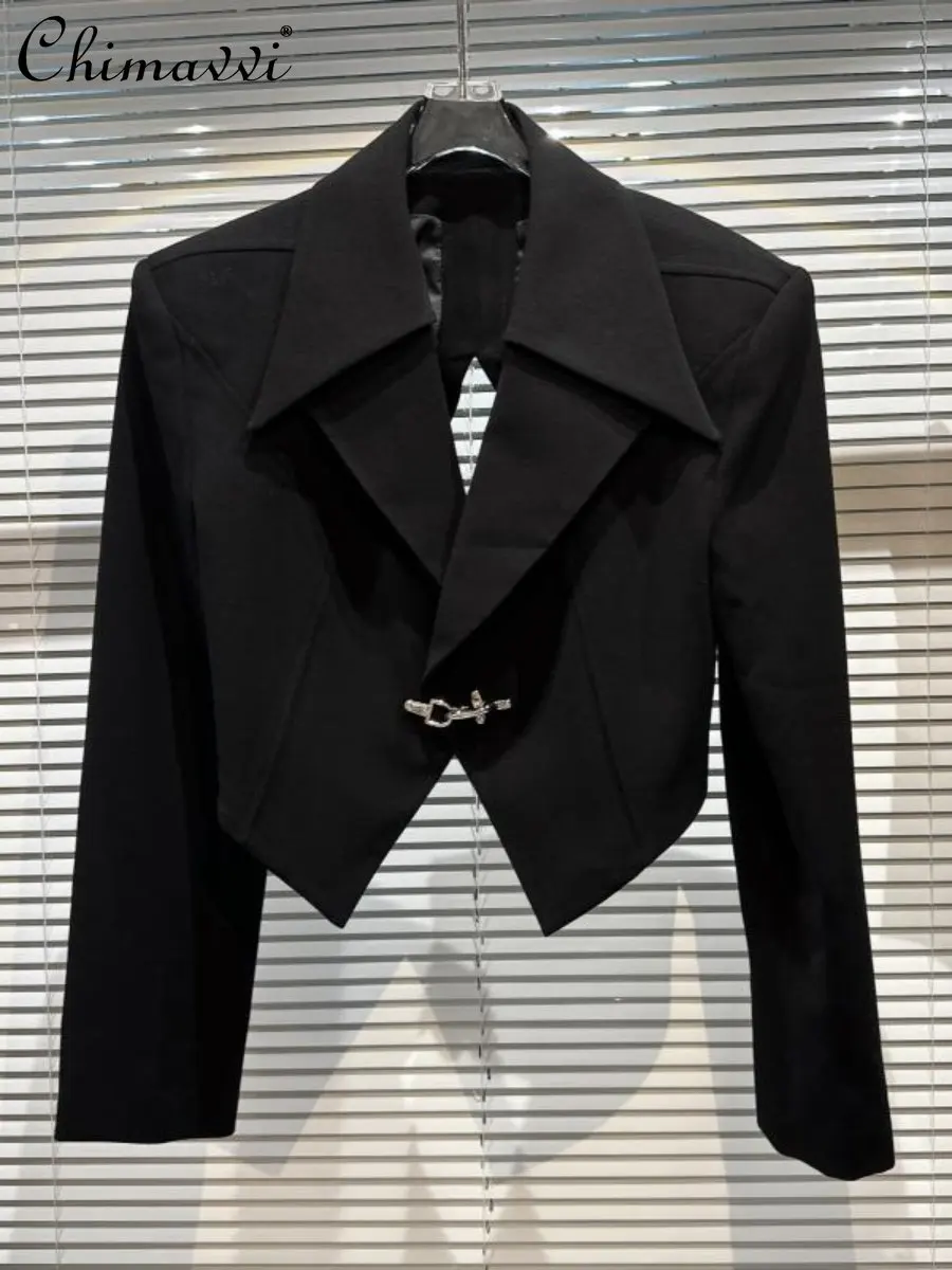 Personalized Suit Coat 2023 Spring Jackets New Elegant Socialite Exposed Back Strap Design Short Elegant Black Jacket Women