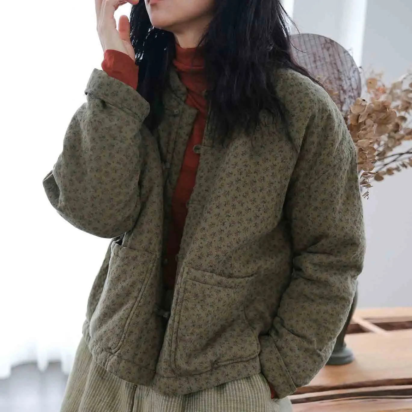 Оригинальный двухслойный хлопковый пуховик Pastoral Life с цветочным принтом легкий