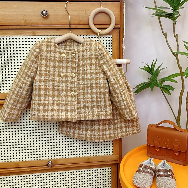 

Осеннее клетчатое платье в стиле принцессы цвета хаки для девочек, Женский костюм в стиле принцессы с сокровищами, детская одежда из двух предметов с отворотом на море для девочек