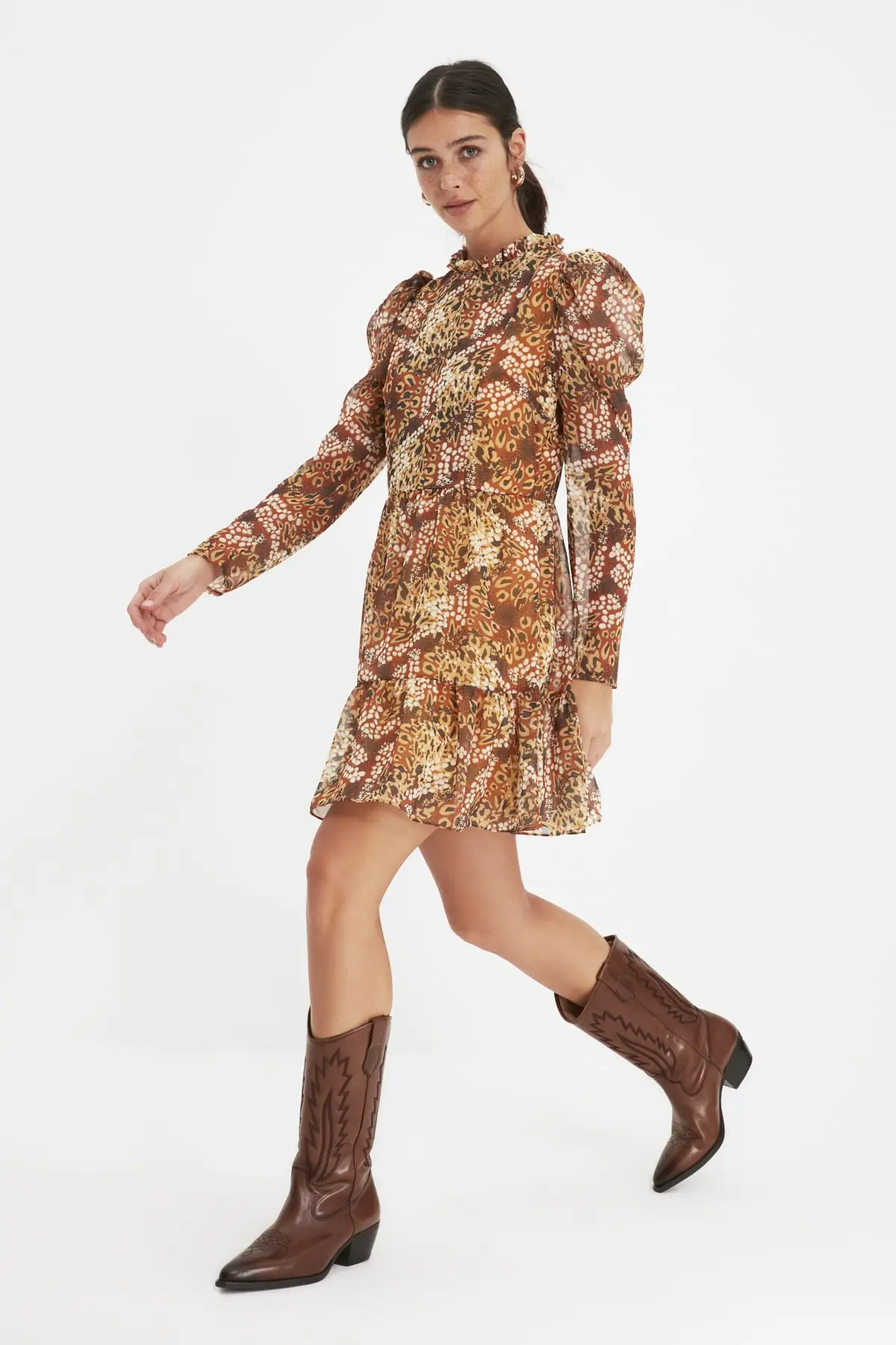 

Trendyol Flounces Dress TWOAW22EL2051