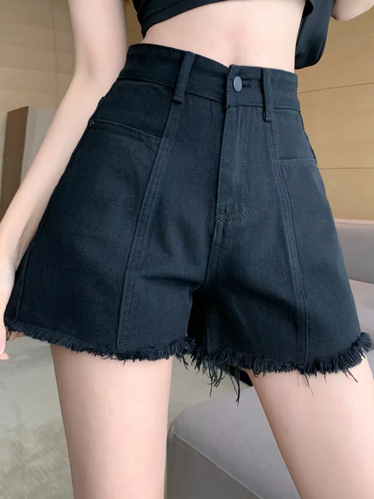 New Spring Summer High Waist Raw Hem Frayed Denim Shorts Streetwear Female Button Loose Fit Jeans Shorts Bottoms