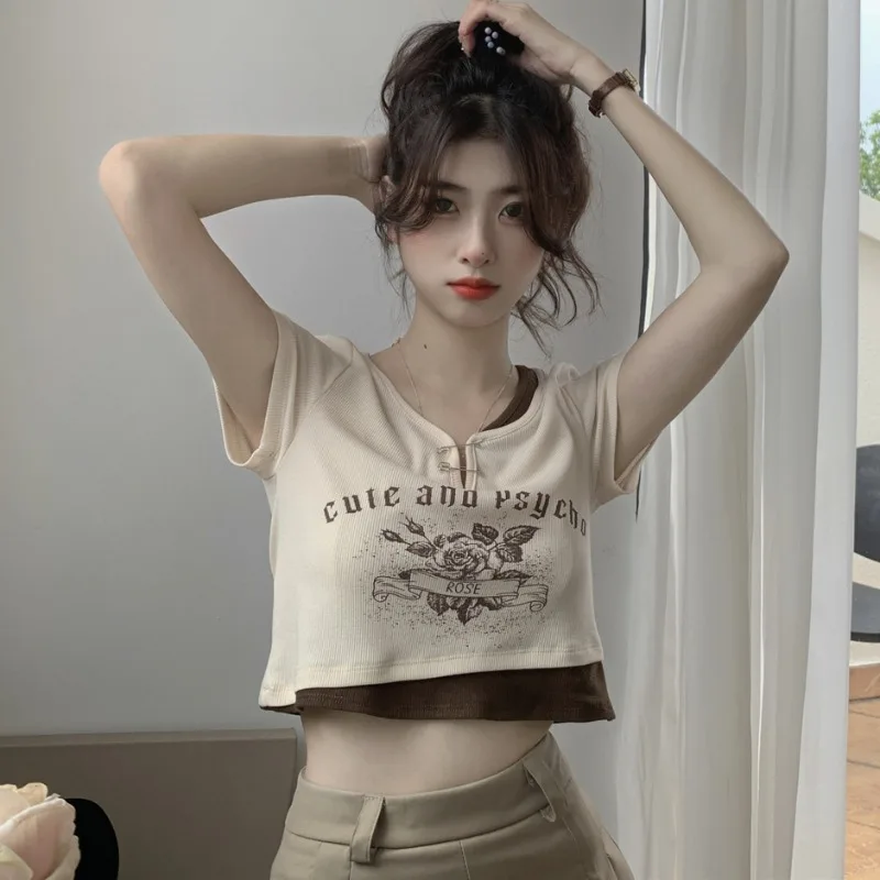 

Fake Two-Piece Short Shoulder T-shirt Women's Short Sleeve Design Sense Niche Summer American Style Printed Chic Hot Girl Style