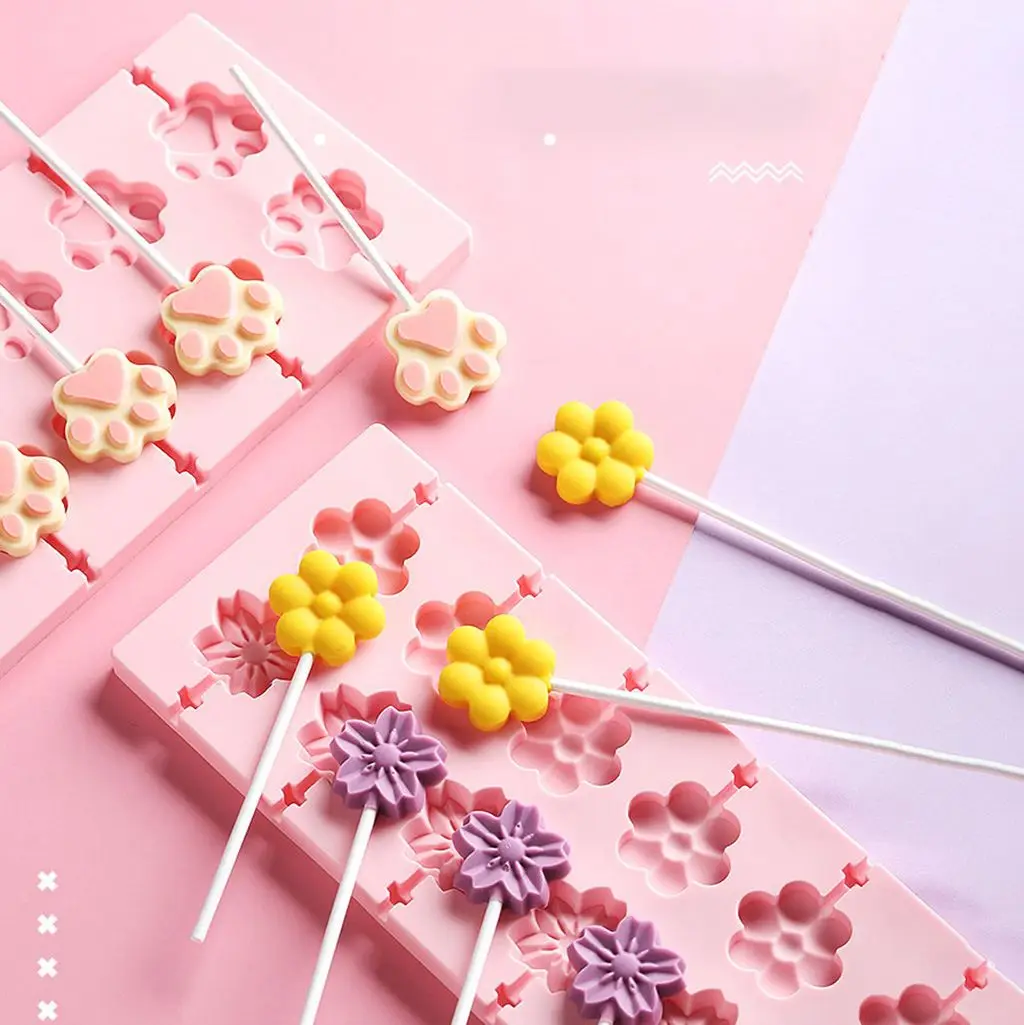

1 pcs Chocolate DIY Cute Shapes Silicone with Lid Candy Moulds Baking Gadget Lollipop Mold Biscuit Handmake