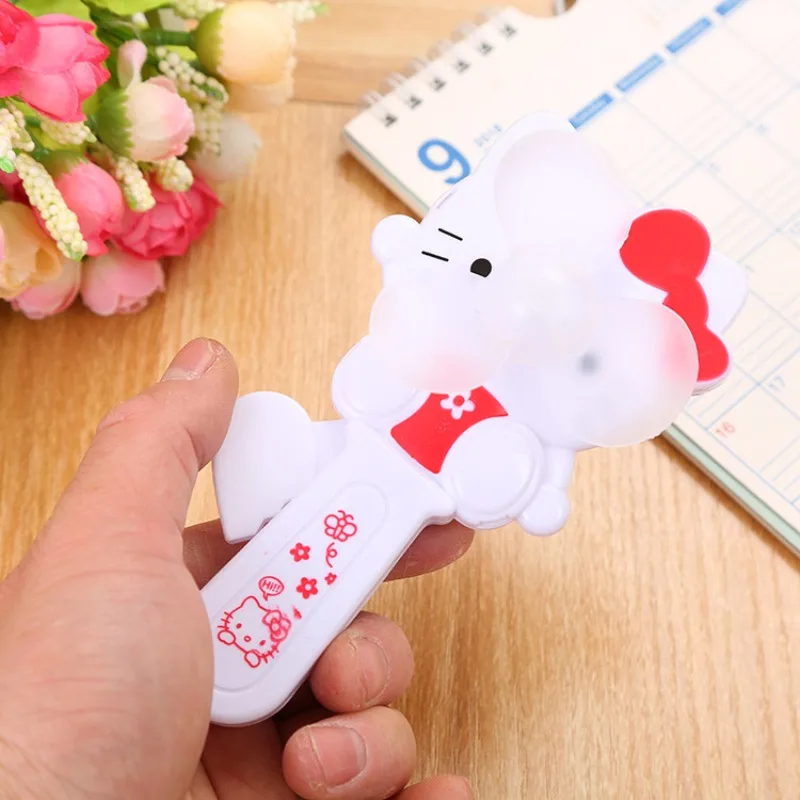 Маленький вентилятор Hello Kitty летний портативный ручной под давлением для детей и