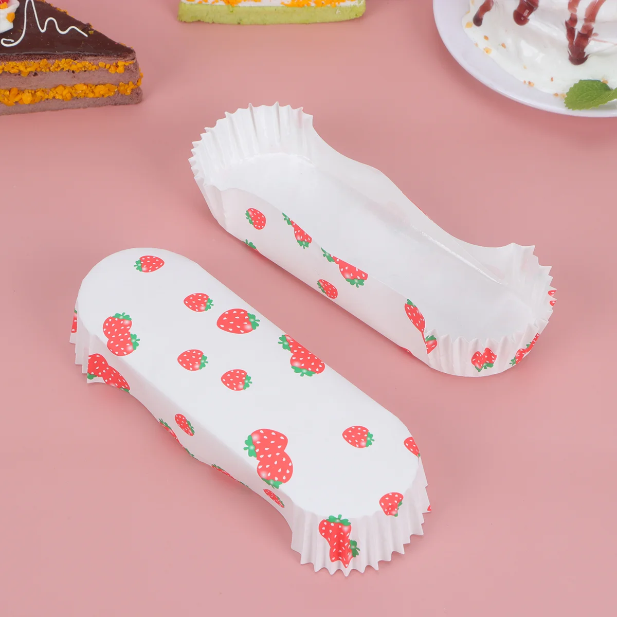 

200 PCS Cupcake Liner Dessert Trays Mold Cupcake Cups Muffin Cups Paper Cups Baking Mini Hot Dogs