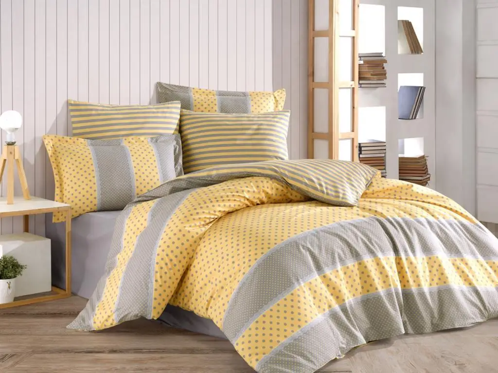 

Nola 4 Padded Double Personality Duvet cover set