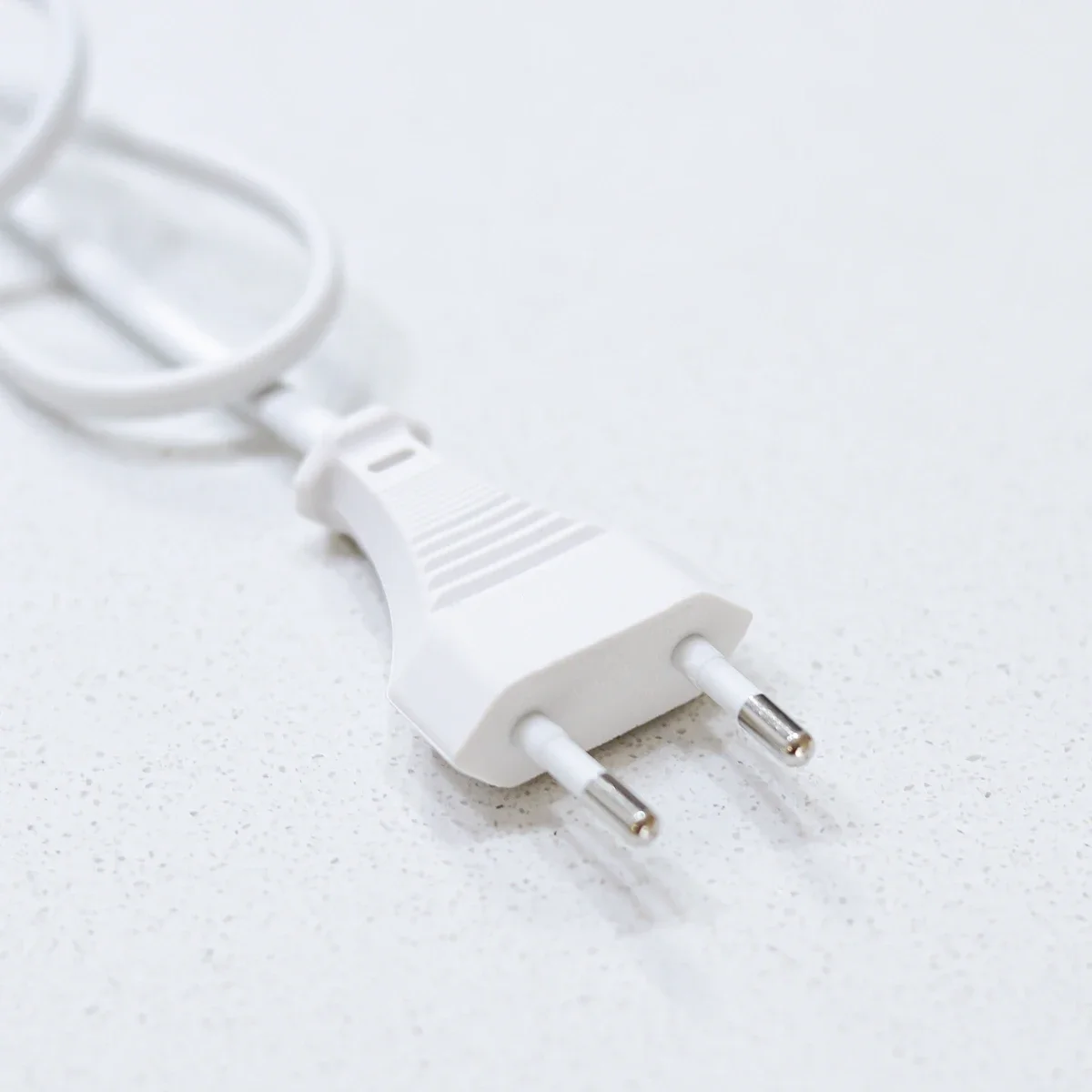 Электрический смеситель с ручкой и ножом для мяса