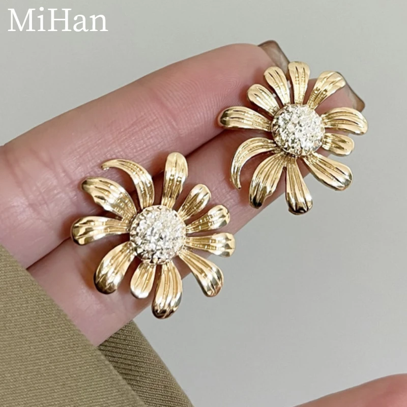 

MiHan Modern Jewelry 925 Silver Needle Flower Earrings 2023 Trend New Delicate Design Metal Earrings For Women Girl