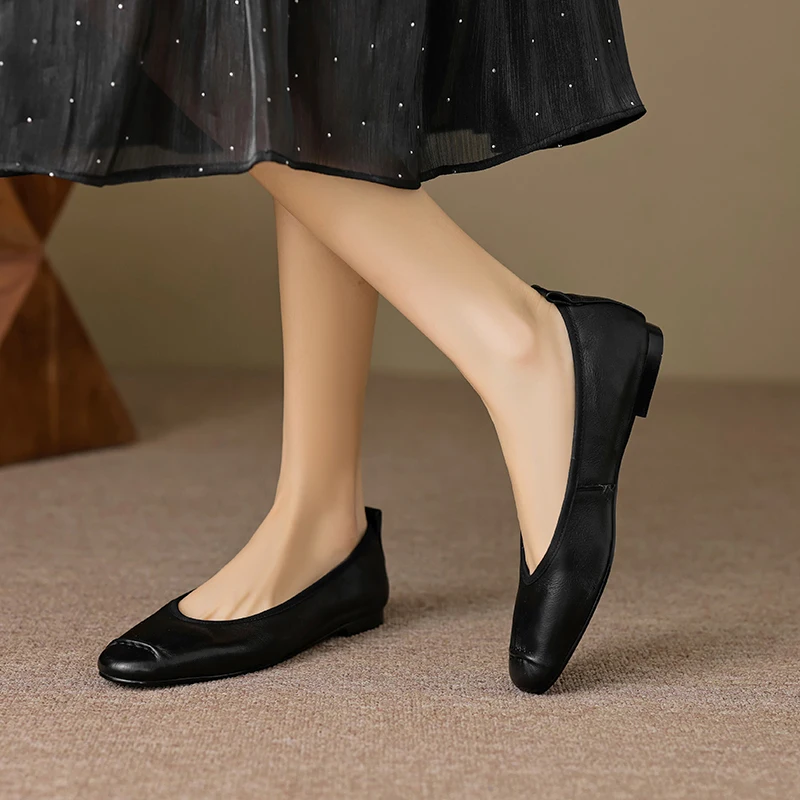 Женские туфли из натуральной кожи на плоской подошве