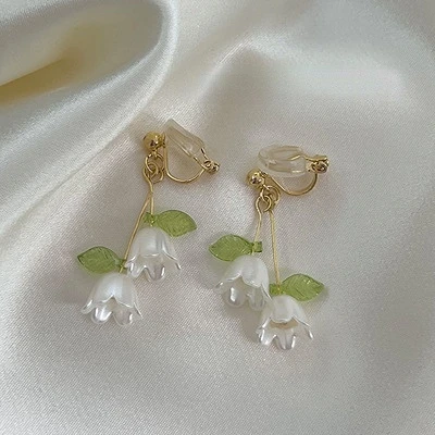 Small Fresh Lily of The Valley Flower Earrings Gentle Wind No Ear Holes  Ear Clips  Women's Girls' Earrings Spring and Summer images - 6