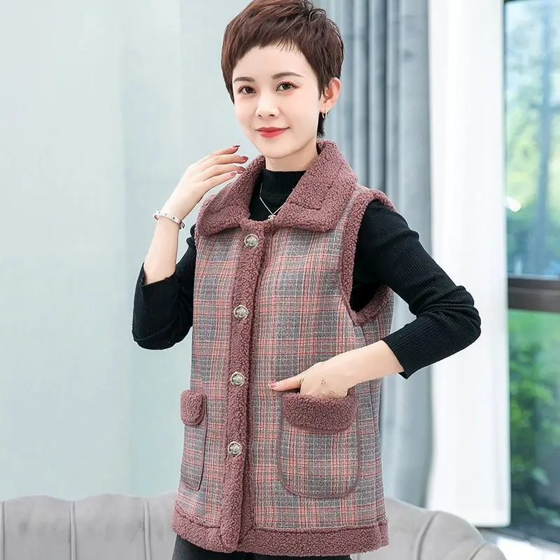 Рисунок 4 - Женский жилет среднего возраста