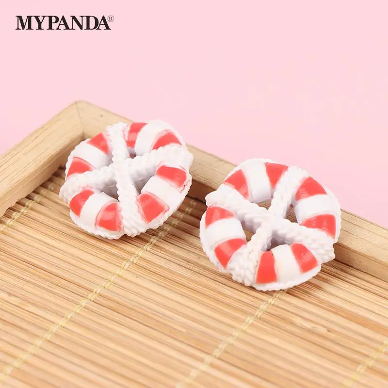 

2Pcs 1/12 Doll House Miniature Life Ring Mini Resin Swim Rings Swimming Laps Model Toys