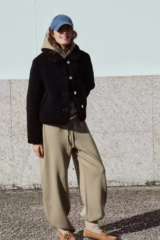 Куртка 2024 осень/зима новинка женское короткое пальто с флисовым воротником и