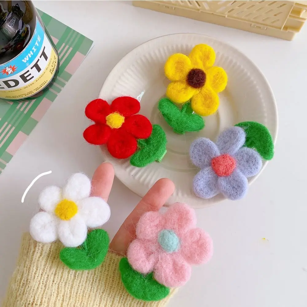 

1pc Cute Plush Flower Baby Hair Clip Wool Felt BB Clip Hairpin Girls Hair Accessories Candy Color Sweet Barrettes Headdress