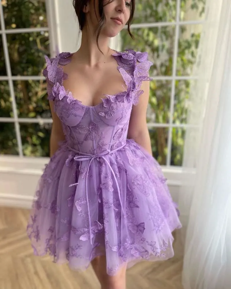 

Summer Short Puffy Homecoming Dresses with Butterflies Off Shoulder Graduation Party Birthday Gowns Zipper Back Cocktail Dress
