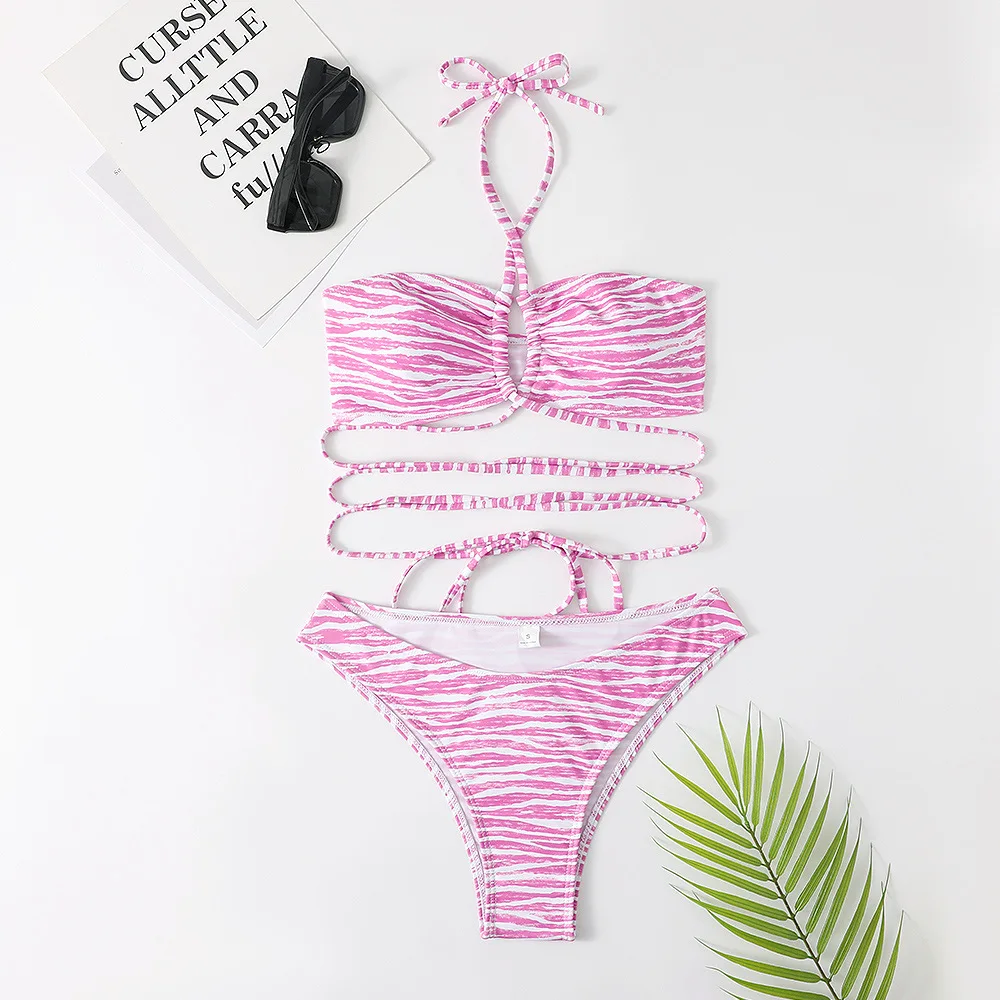 Рисунок 6 - Сексуальный треугольный комплект