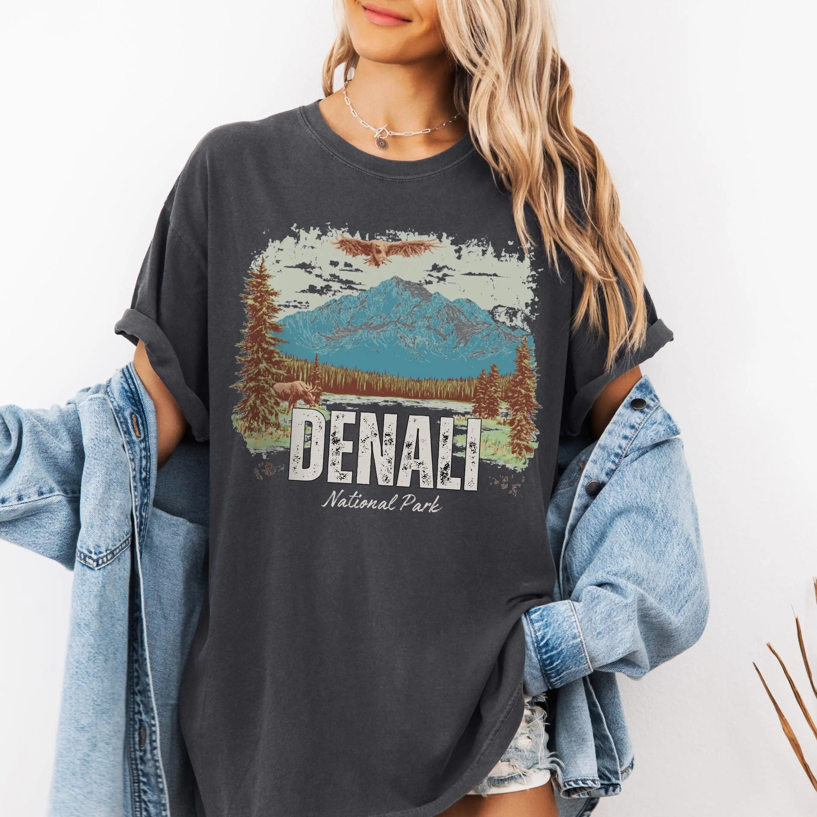 Футболка Denali National Park Alaska Comfort Colors для отпуска пешего туризма путешествий выше
