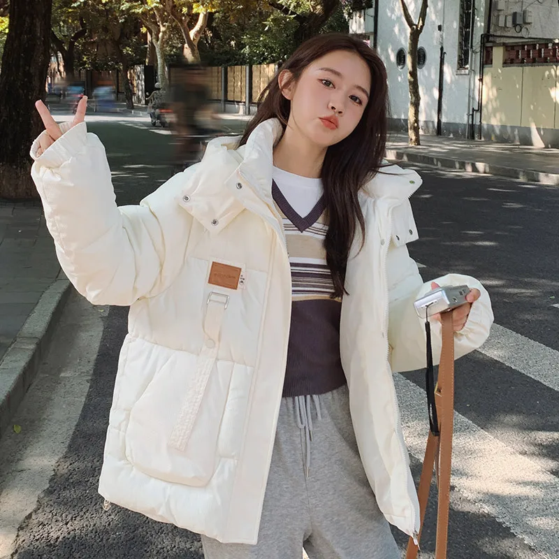 Рисунок 2 - Женская короткая зимняя стеганая куртка