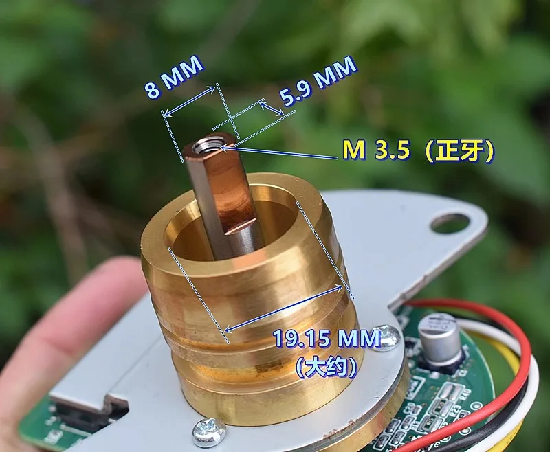 Высокоточный бесщеточный двигатель с драйвером 400 об/мин 3200 24 В постоянного тока