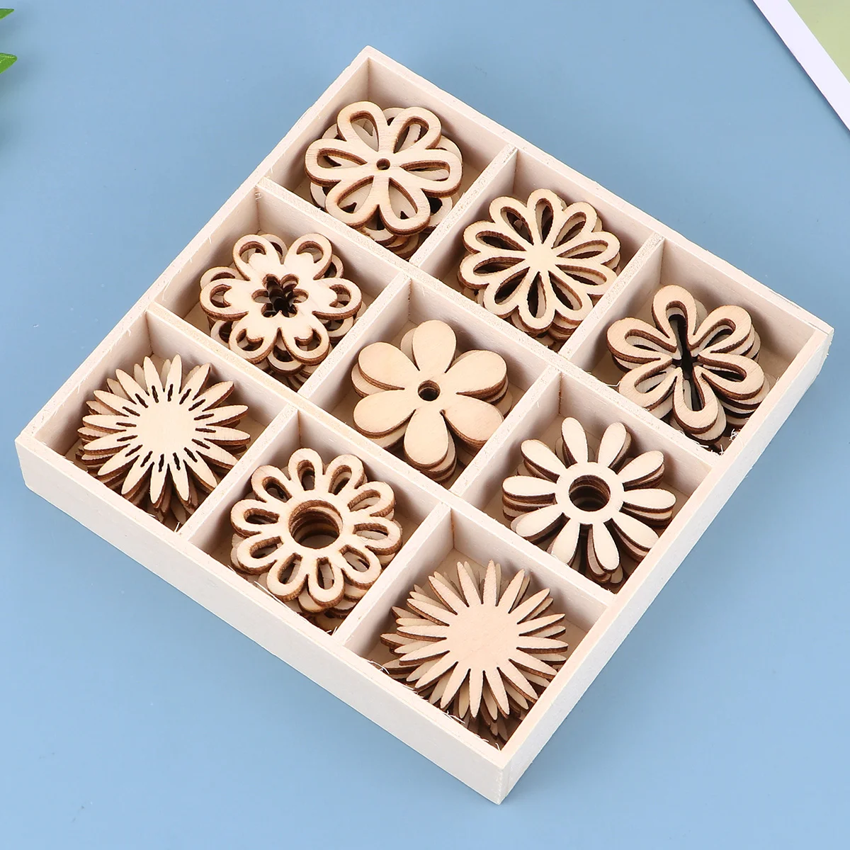 

Wooden Wood Crafts Pieces Circles Diy Flower Small Slices Hollow Natural Ornaments Cutouts Chips Set Out Ornament Craft Painting