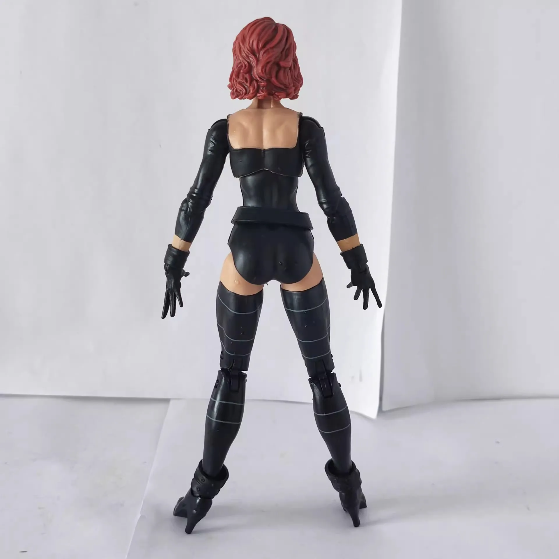 Свободная фигурка Marvel Legends Black Queen With Black Widow's Wrong Head 6 дюймов (art.: 3920ca34f015b) - 3920ca34f015b