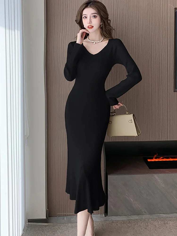 

2023 White Long Sleeve V-Neck Knitted One Piece Dress Women Elegant Ruffled Mermaid Long Dress Autumn Winter Chic Bodycon Dress