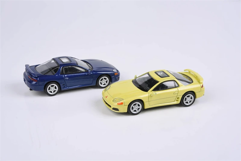 

Модель автомобиля, отлитый под давлением, пара64 1:64 Mitsubishi Mariana Martinique