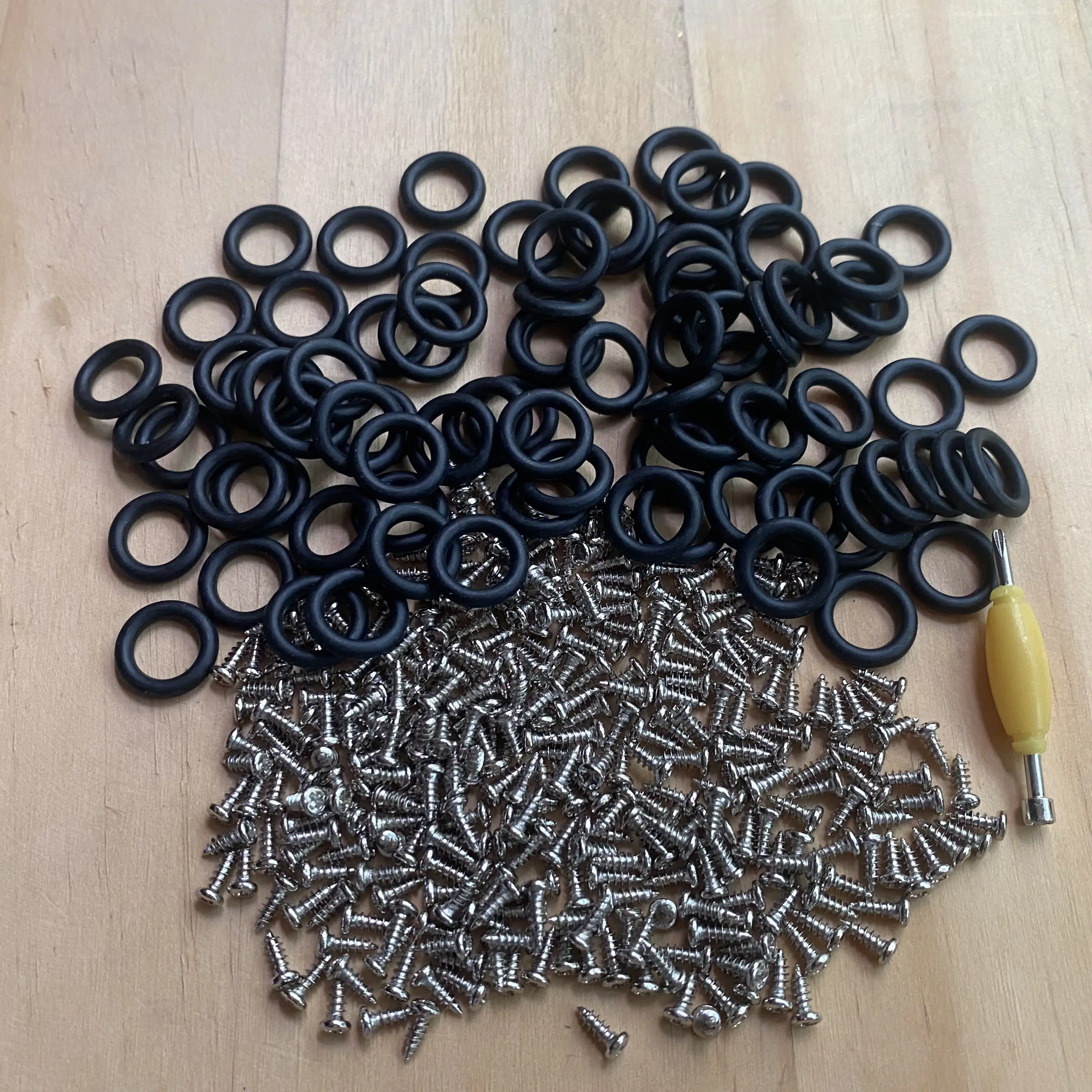 

100PCS O-RINGS Waist Bands +100PCS pointed screw fit for GI JOE 3.75'' Cobra Action