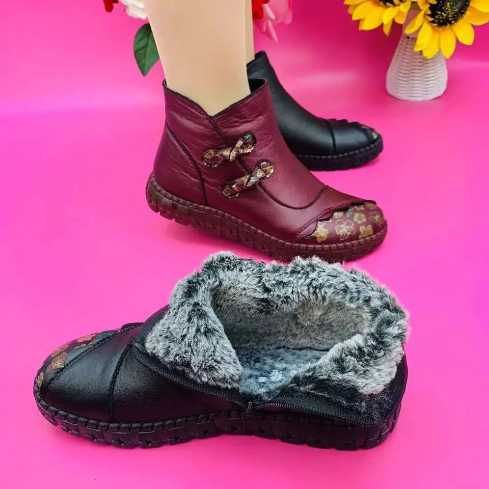 Winter New Leather Waterproof Snow Boots Women's Plus Velvet Warm Short Boots Ladies Casual Lightweight Flat Boots New 2023