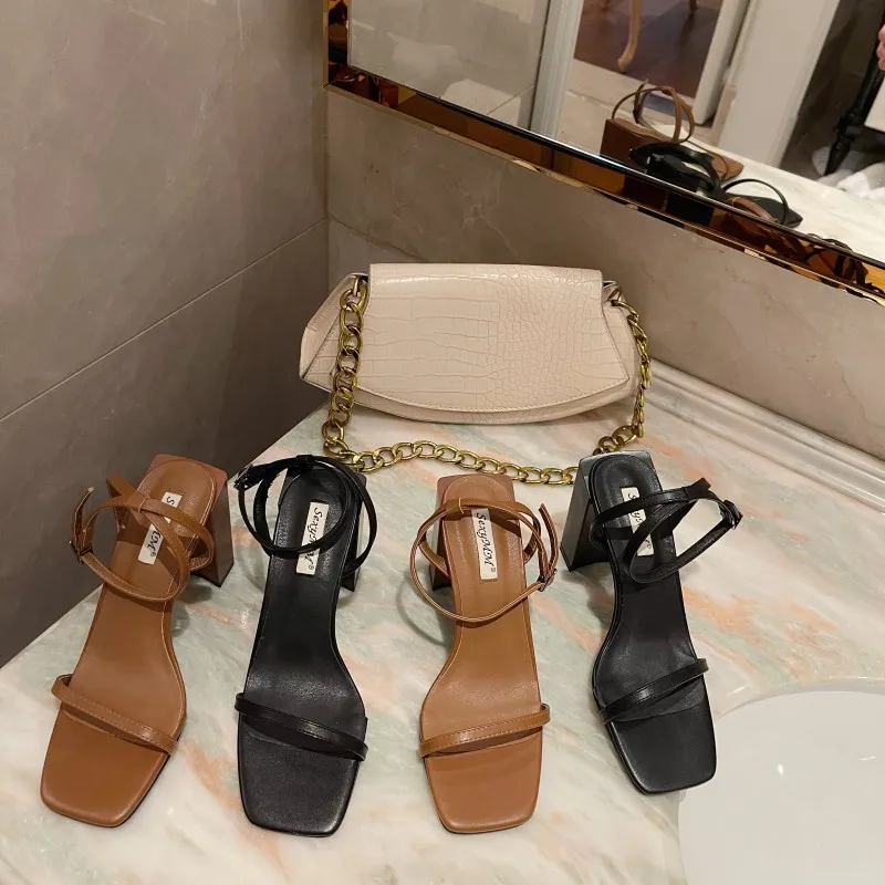 

Clear Heels Buckle Strap 2022 Summer Luxury Sandals Female Shoe Open Toe Fashion Girls High Beige Comfort New Block Peep Pumps S