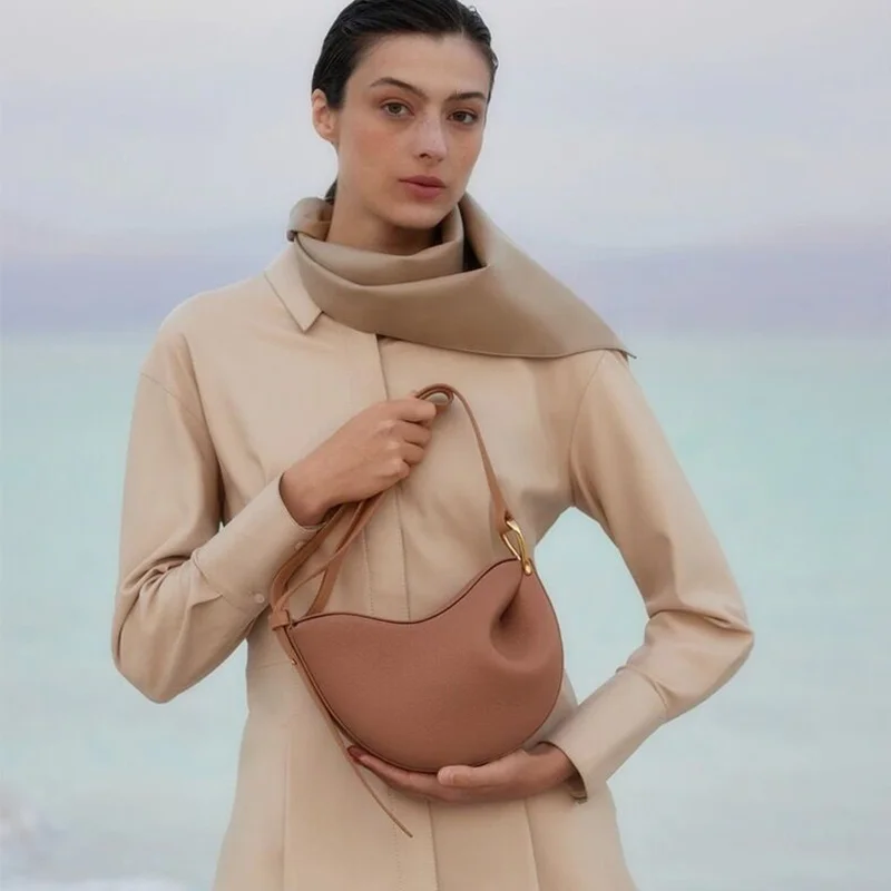 

Luxury Brand Bag Women POL Exact Replicas A+ Tonca Pea Wrapped Leather Niche One Shoulder Crossbody Cowhide Saddle Bag