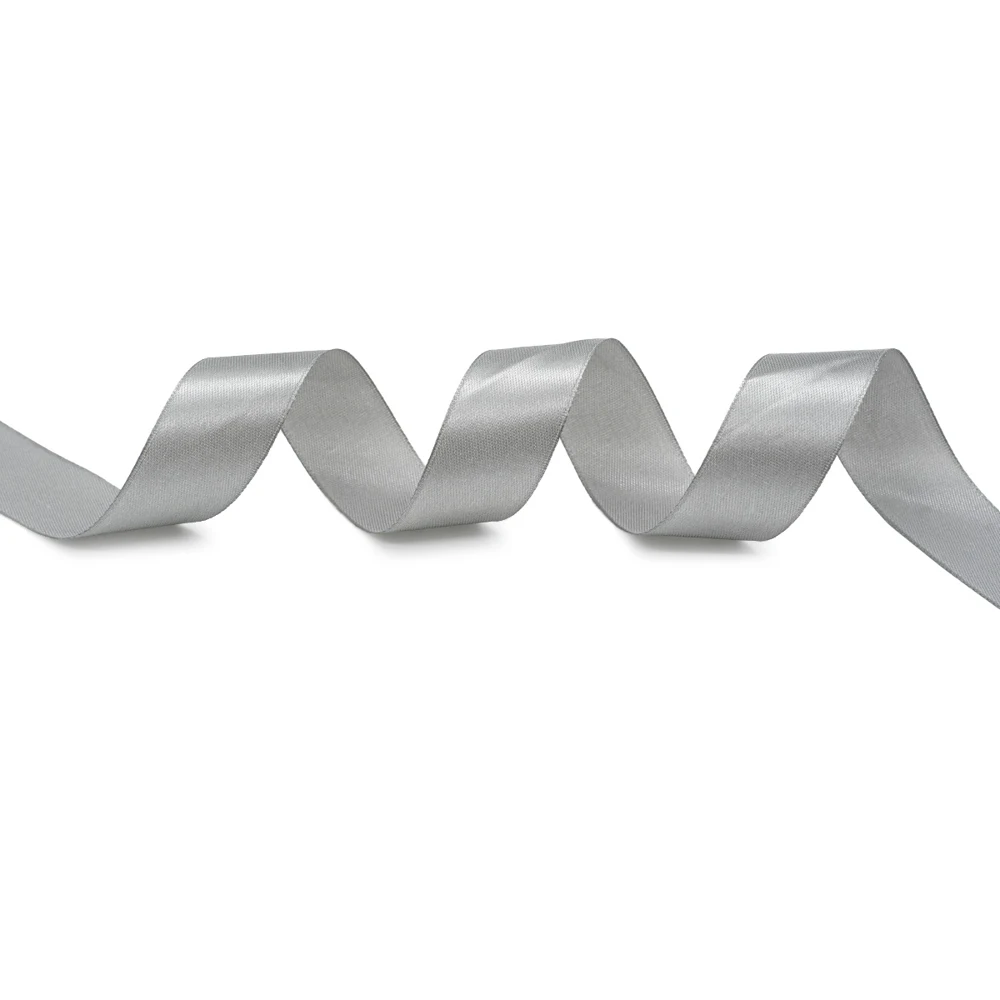 Лента атласная 2 5см х22 86м (аналог 411007) (149 светло-серый) 22.86 м |