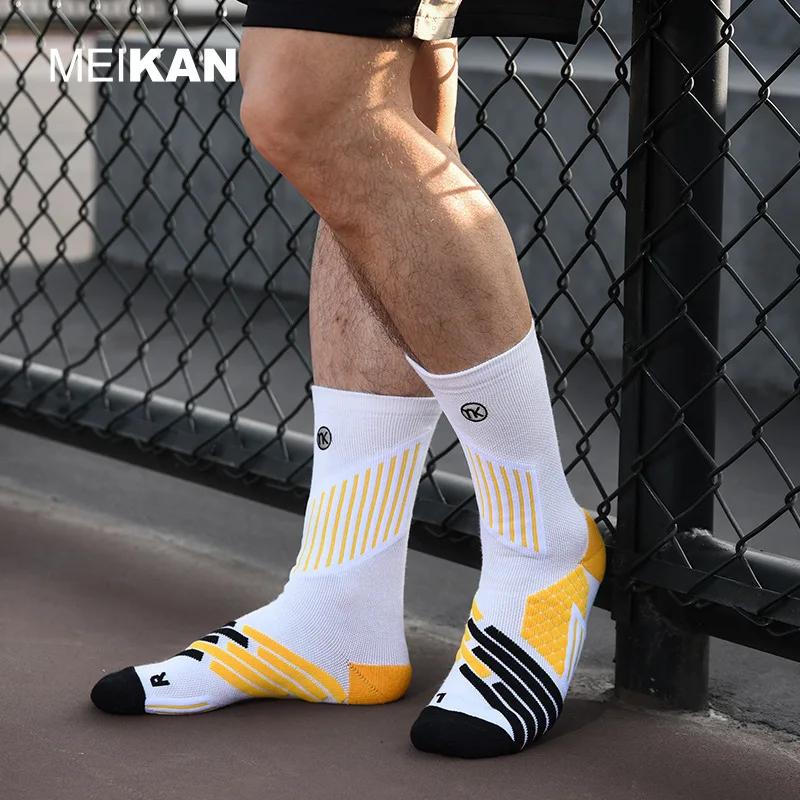 Elite Professional Men's Sports Socks for Basketball Quick Dry Breathable Cushioning Marathon Running Socks Climbing Fitness