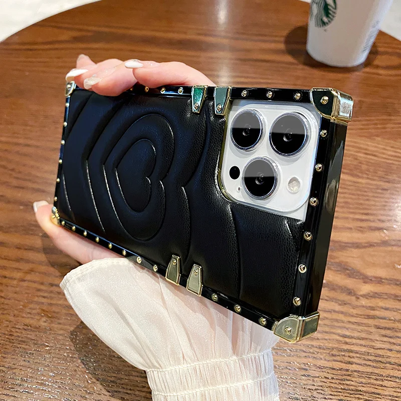 

2023 New Love heart Luxury Leather Phone Case For iPhone 14 13 12 11 Pro Max 14Plus X XR Xs MAX Right Angle Square Cover