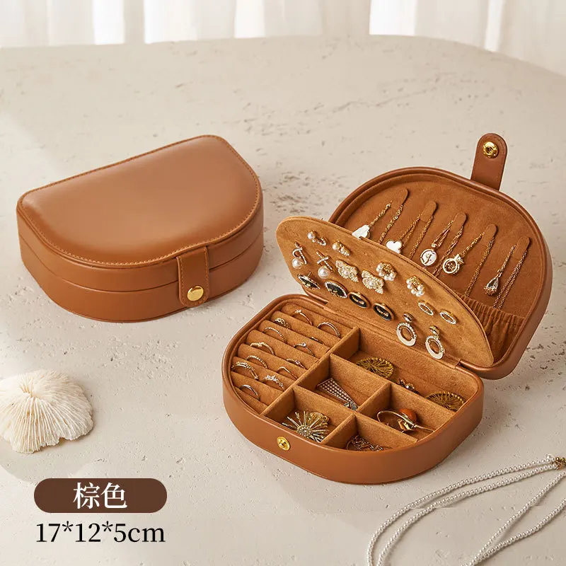 

Кожаная шкатулка для украшений XPEL