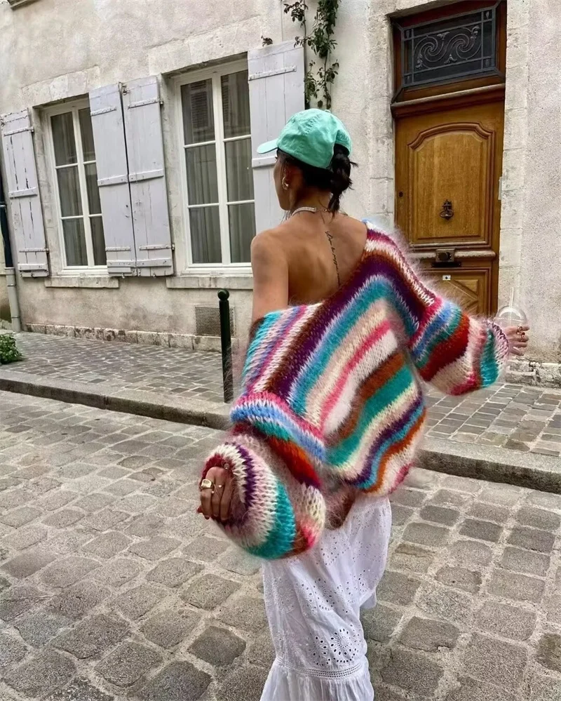 Новинка 2024 Женский Радужный вязаный кардиган KEYANKETIAN весенний праздничный Мягкий