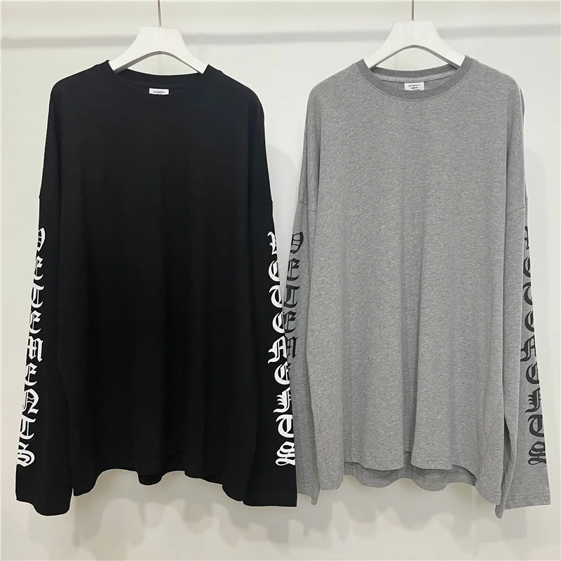 

Long Sleeve Oversize Vetements Tee VETEMENTS Gothic Font T-Shirt Sleeves Printed Back Tonal Embroidered VTM Tops Men Women