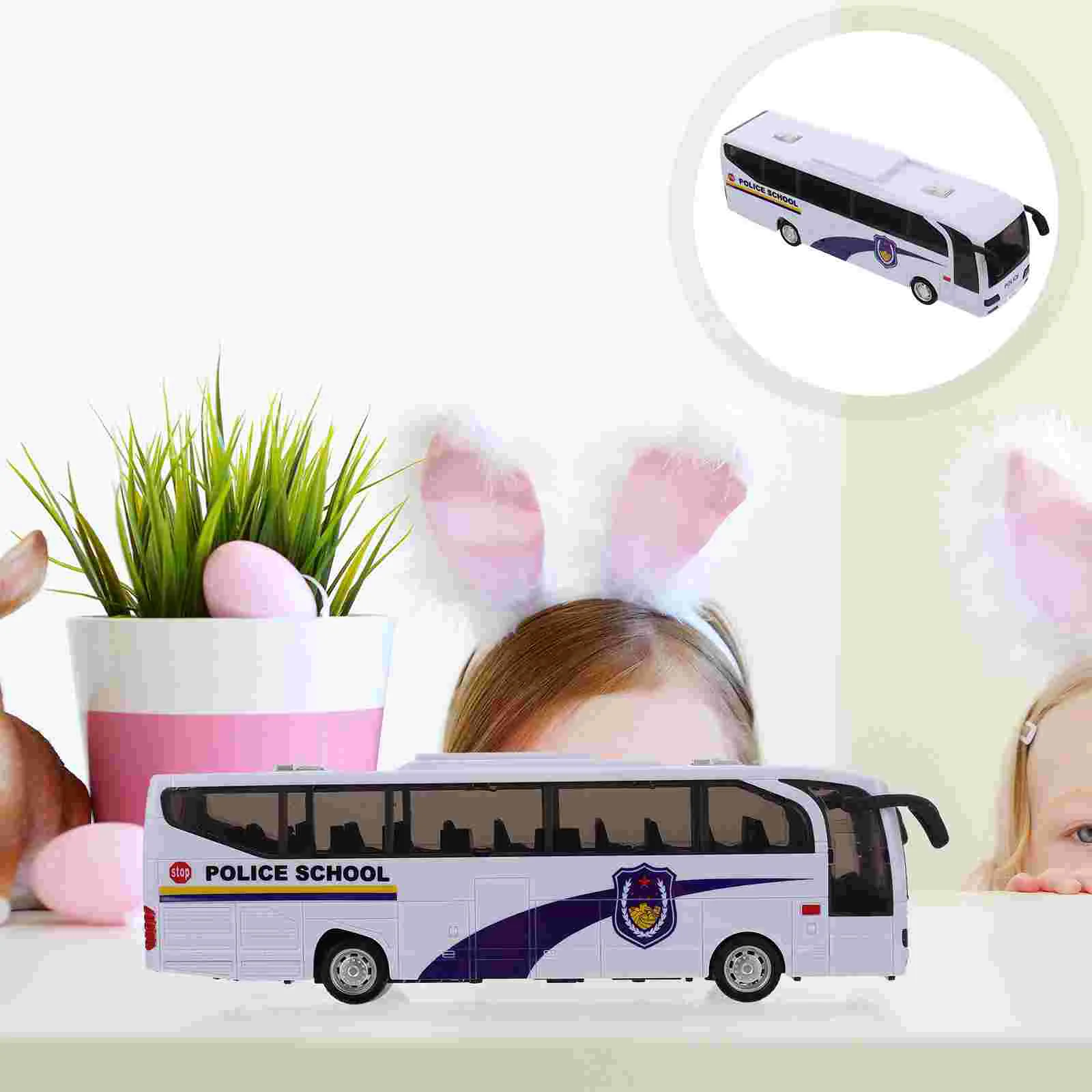 

School Bus Die Cast Vehicles Car Model Back School Bus with Lights Sounds Effect Broadcasting Friction Powered Vehicle Car for