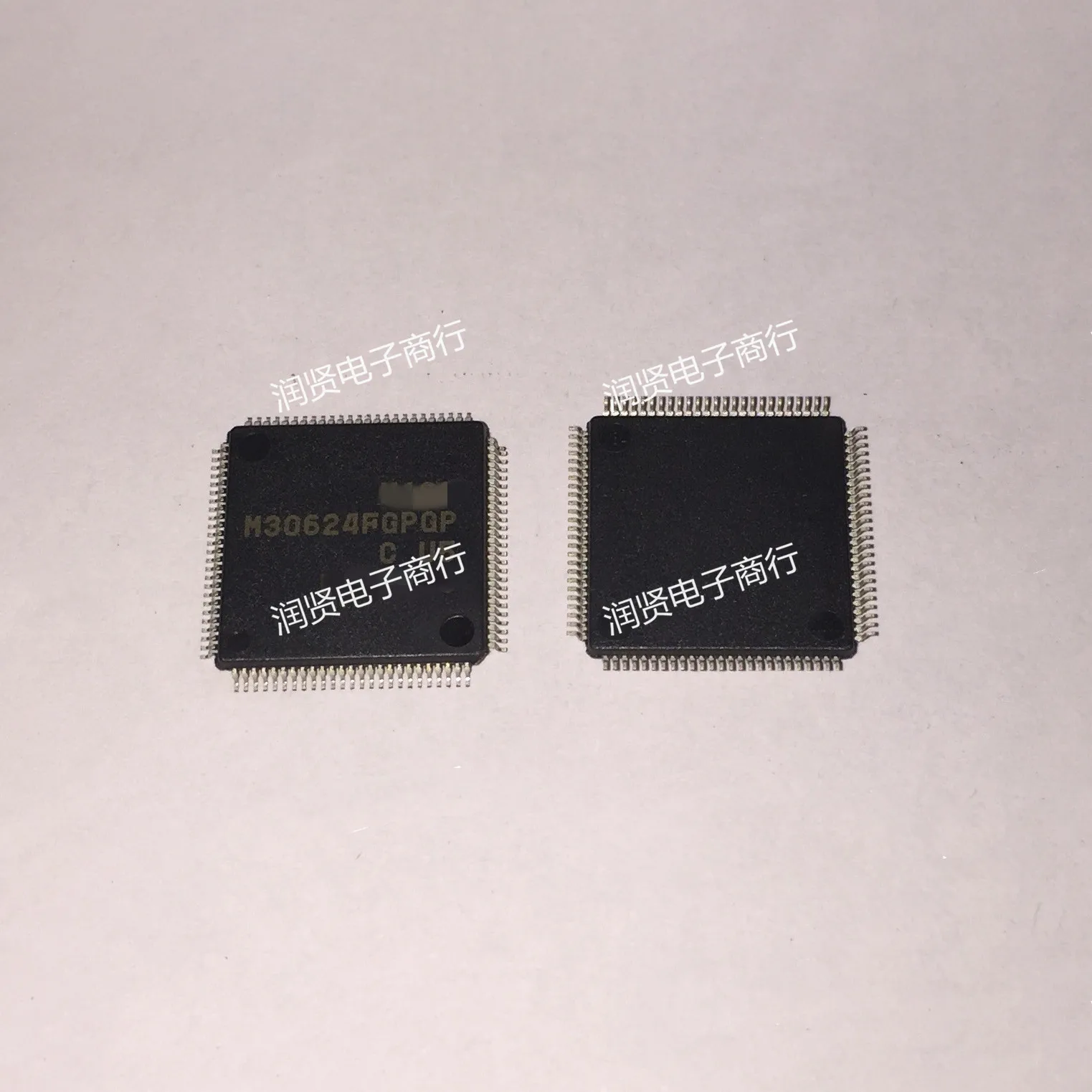1pcs-m30624fgpgp-u5c-m30624fgpgp-qfp-brand-new-original-ic-chip