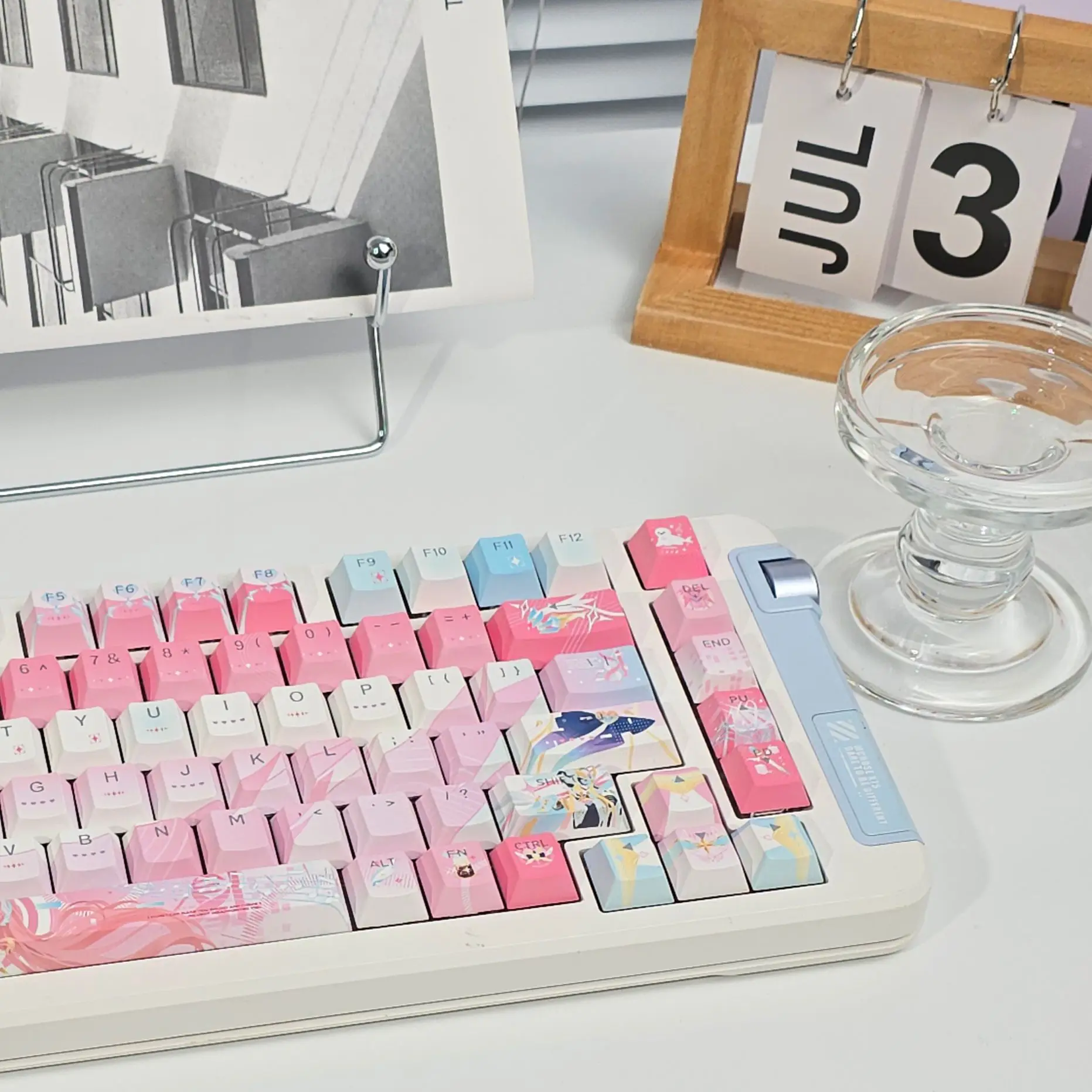 120 клавиш Aemeath Theme Keycap Wuthering Waves, аниме-кейкапы PBT DYE-Sub, профиль Cherry, для ANSI, Mad68, Wooting 60 (art.: 3920da79ce673) - 3920da79ce673