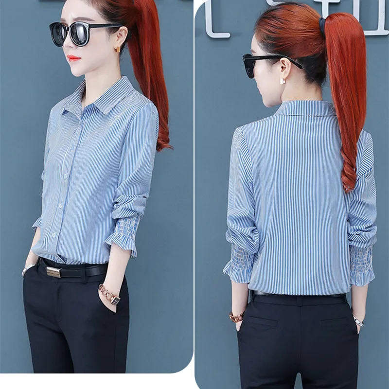 Модная универсальная маленькая свежая синяя полосатая рубашка женская с длинным